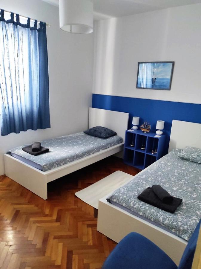 Lumar Holidays And Apartments Preko Esterno foto